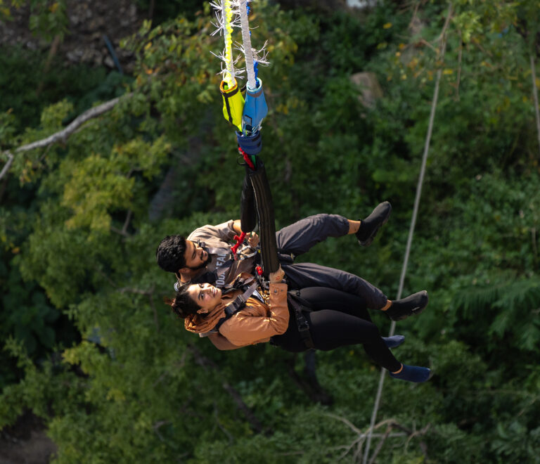 India's highest Couple Bungee Jumping (117m)